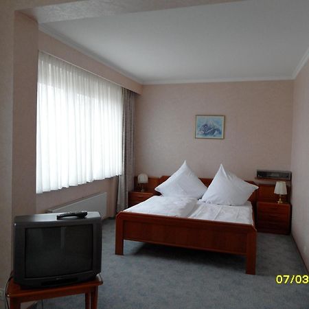 Wiking Hotel Henstedt-Ulzburg Exteriör bild