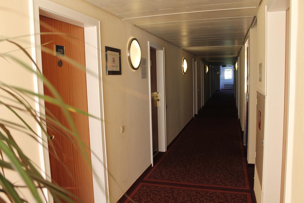 Wiking Hotel Henstedt-Ulzburg Exteriör bild