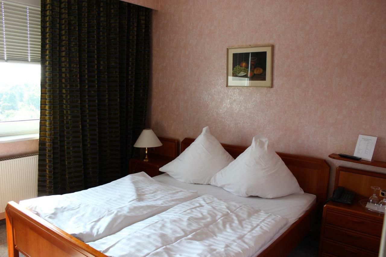 Wiking Hotel Henstedt-Ulzburg Exteriör bild